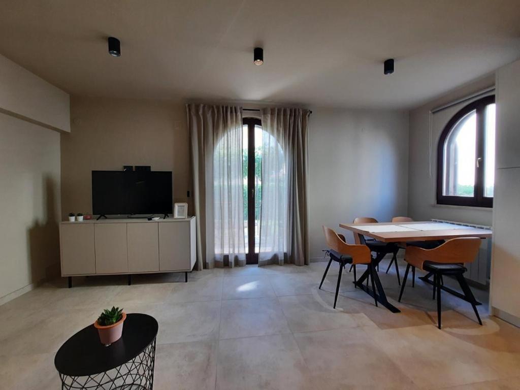 Apartments Alice Ровинь Экстерьер фото