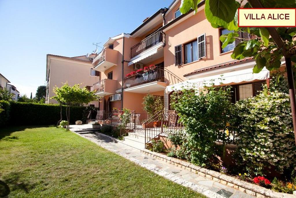 Apartments Alice Ровинь Экстерьер фото
